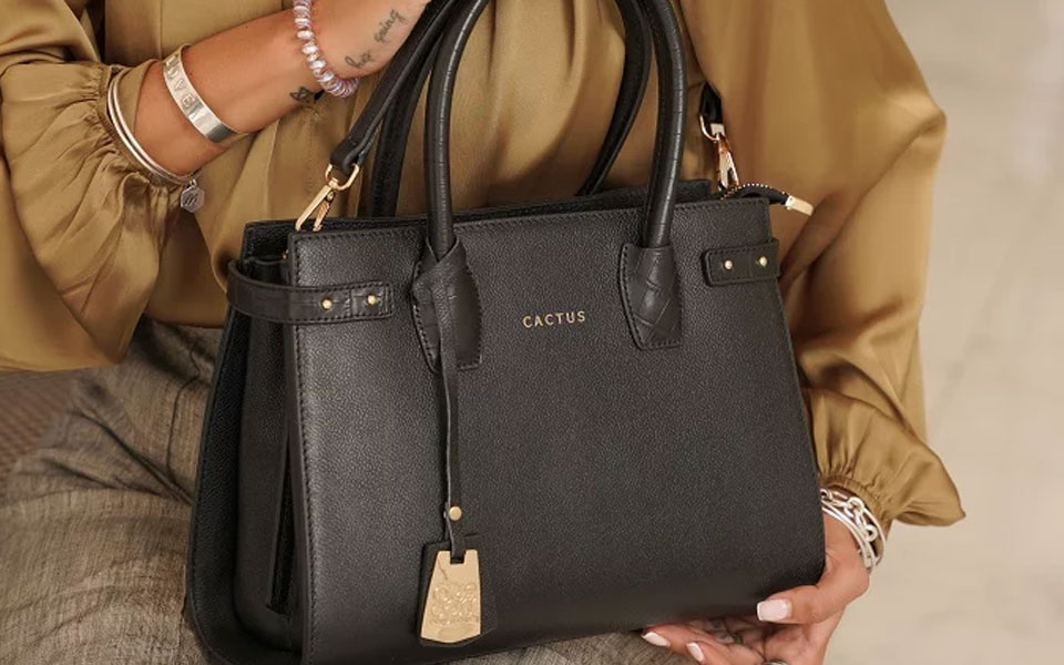 عوامل کلیدی در انتخاب اندازه کیف چرم زنانه