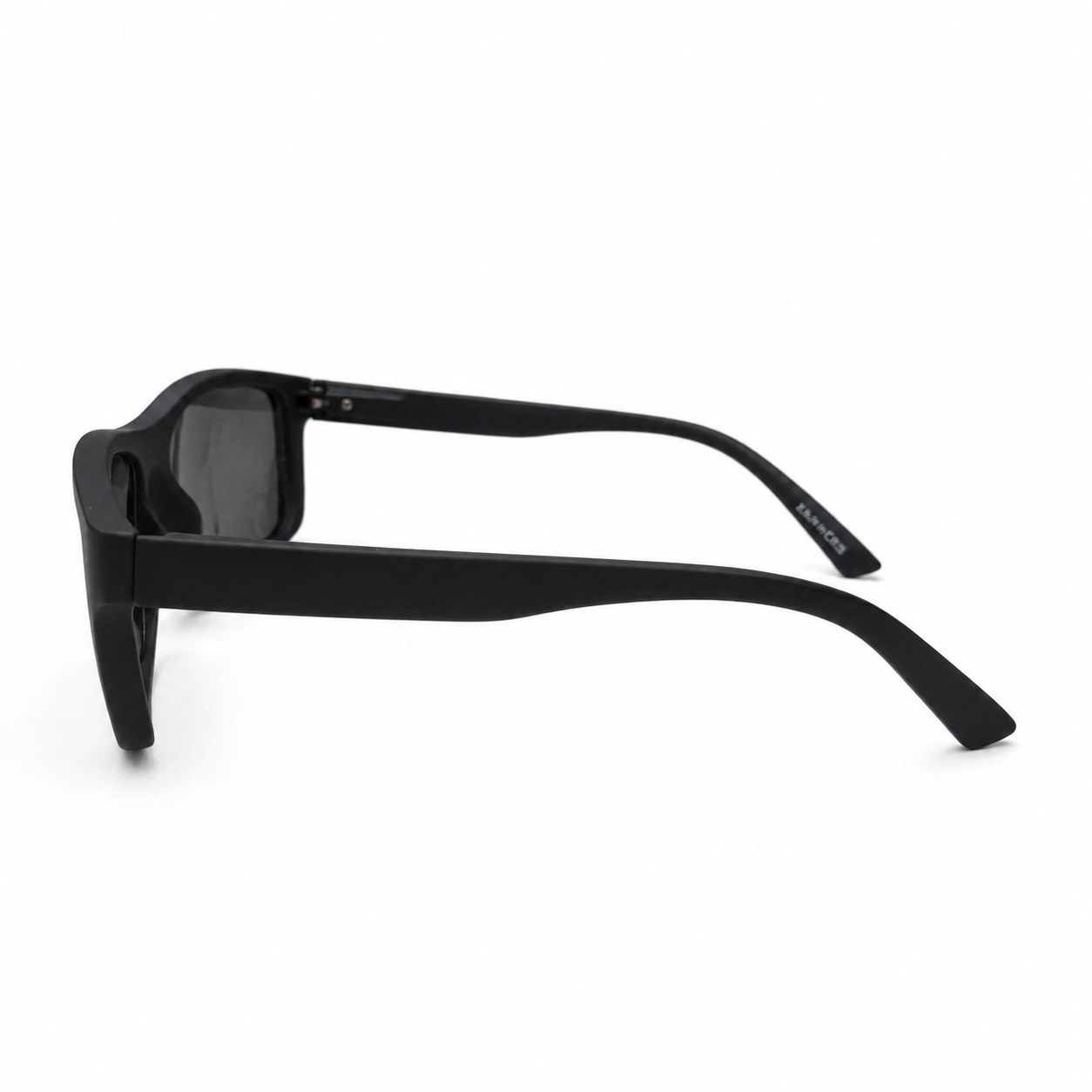 عینک آفتابی مردانه مدل مستطیلی مات مشکی برند اکسپرس وارداتی (Matte Black Rectangular EXPRESS) - Image 2