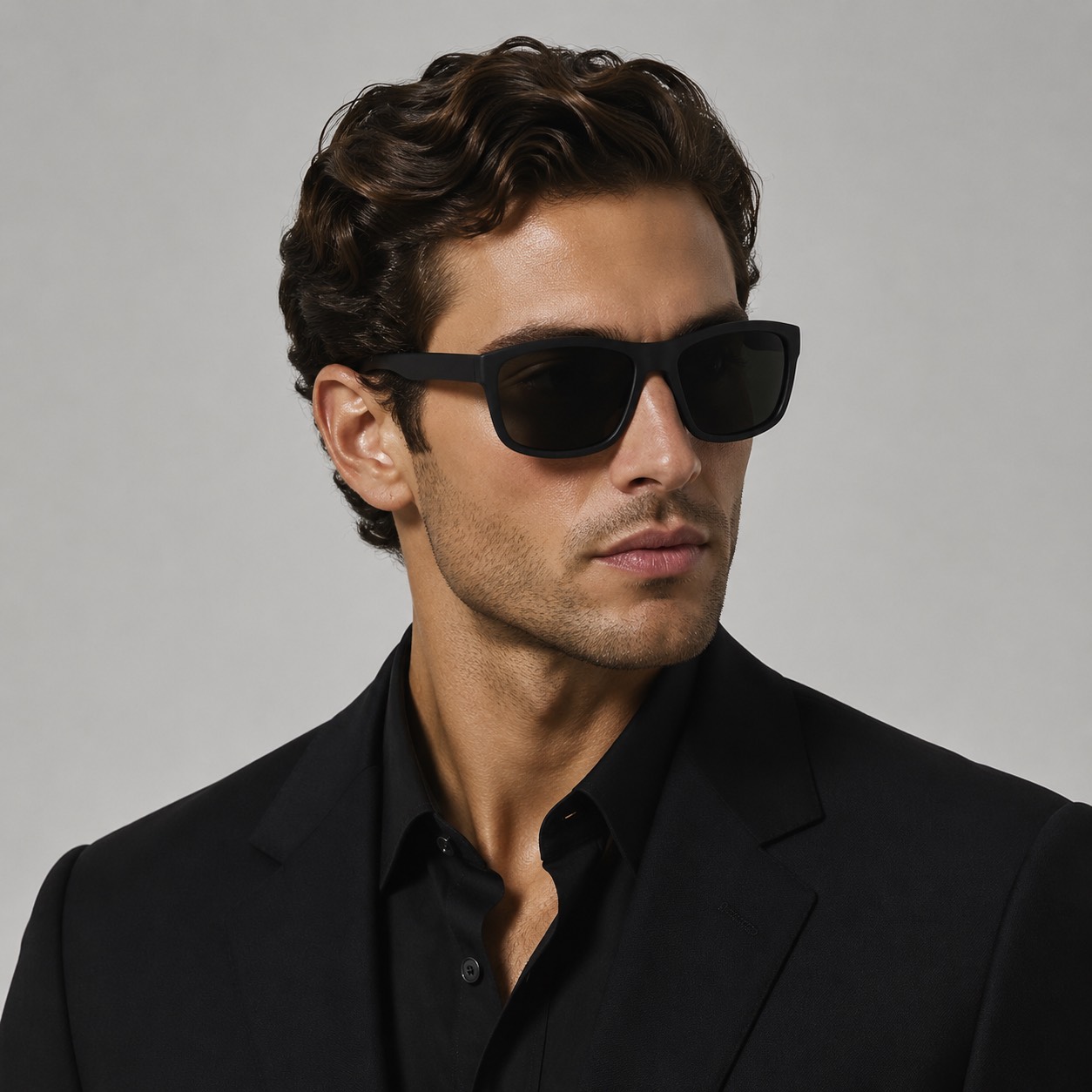 عینک آفتابی مردانه مدل مستطیلی مات مشکی برند اکسپرس وارداتی (Matte Black Rectangular EXPRESS) - Image 3